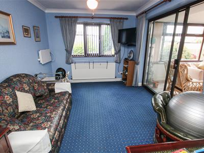 SITTING ROOM/SNUG/OFFICE SPACE